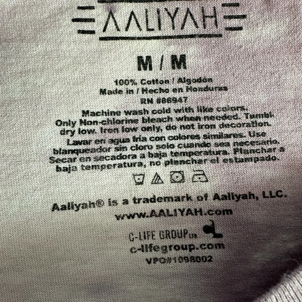 Aaliyah Men's Unisex Tie Dye Princess of R&B T Shirt Purple Size M - Picture 6 of 6